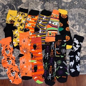 Halloween Themed unisex crew cut mid calf Socks Set of 12 pairs new w/o tags